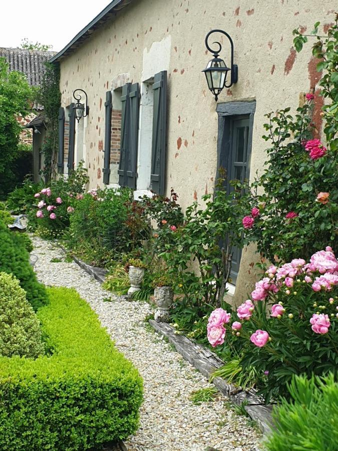 Domaine de la Crapaudine Hotel Rosnay  Exterior foto